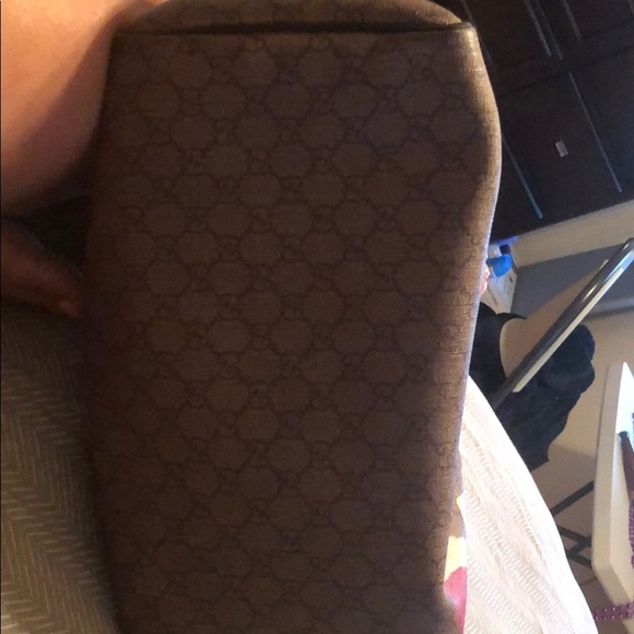 Authentic Gucci bag Italy addition - Picture 3 of 4